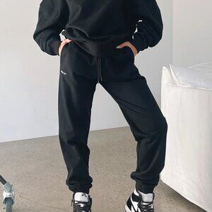 White Fox Not An Issue Sweatpants Black size s